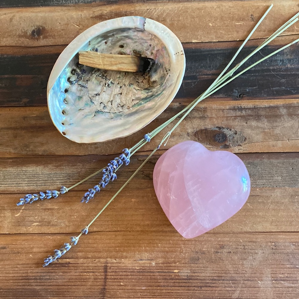 Rose quartz heart